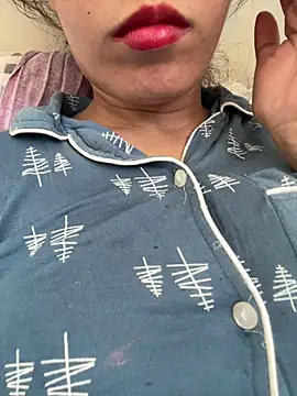 Snapshot of saraaxx1 chatting on 25, 7, 2026 saraaxx1 online show from 25, 7, 2026