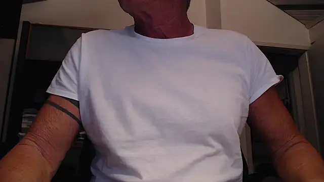 Snapshot of munichrubber chatting on 29, 12, 2024 munichrubber online show from 29, 12, 2024