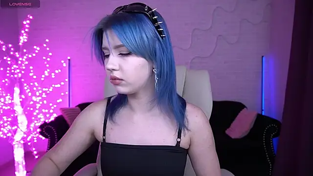 SelenaIris online show from 6, 3, 2026