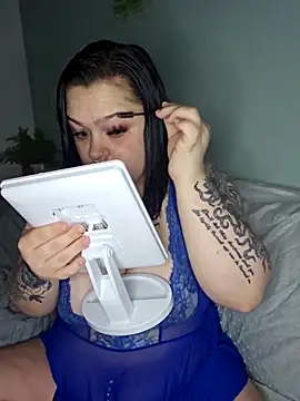 Saucy-Serenity online show from 27, 4, 2026