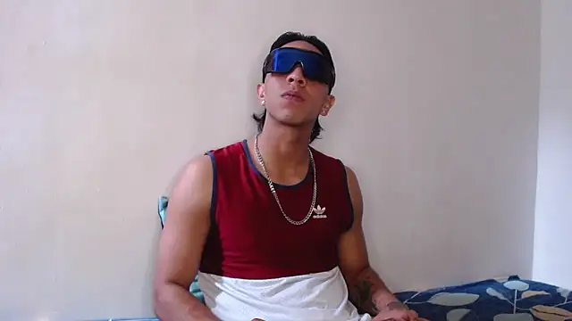 Monkey uchiha777 online show from 28, 3, 2026