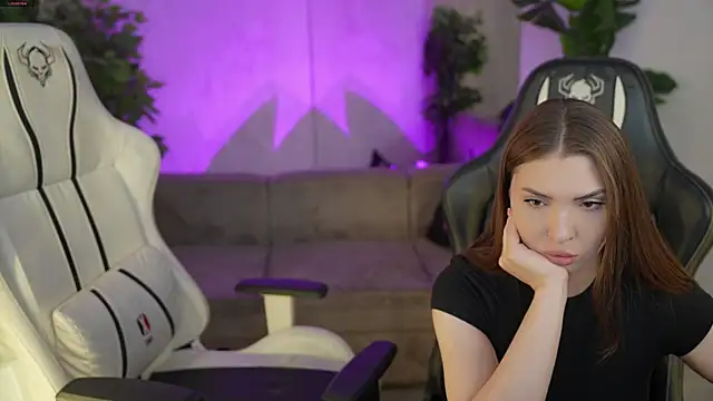 Billie054 online show from 15, 9, 2025