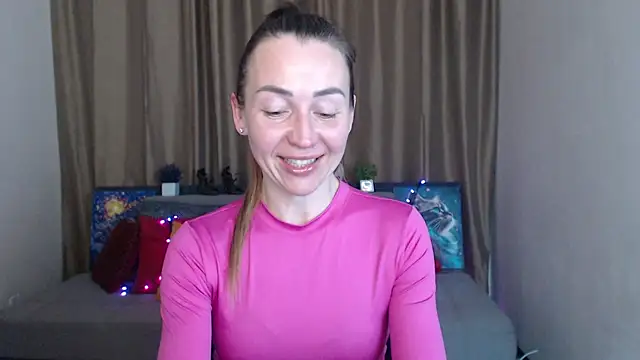 Snapshot of Kiss_julli88I chatting on 8, 3, 2025 Kiss julli88I online show from 8, 3, 2025