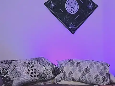 samevansx  online show from 2, 10, 2025