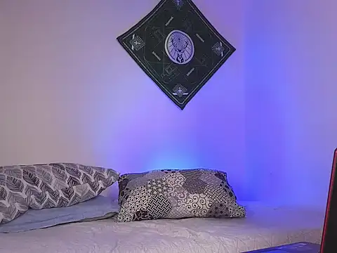 samevansx  online show from 11, 11, 2025