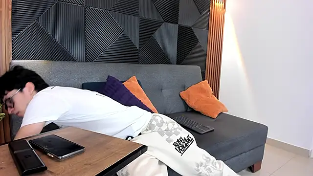 troy rouge online show from 12, 3, 2025