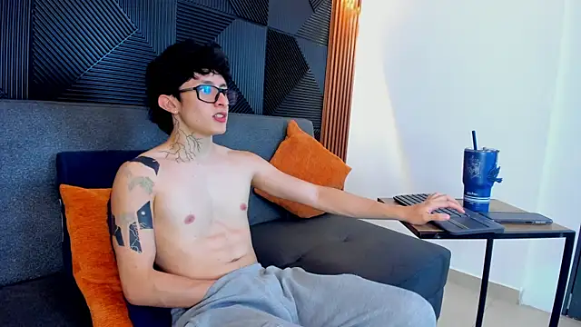 troy rouge online show from 14, 3, 2025