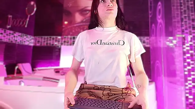 Small Hot19 online show from 9, 1, 2026