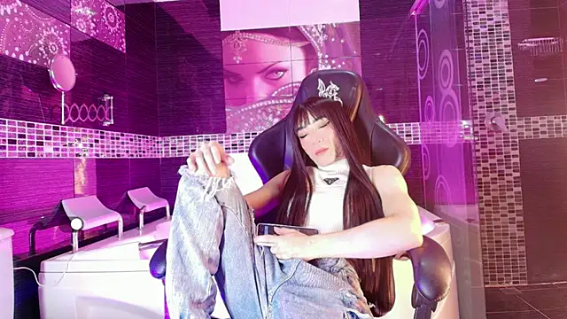 Snapshot of Small_Hot19 chatting on 31, 5, 2026 Small Hot19 online show from 31, 5, 2026