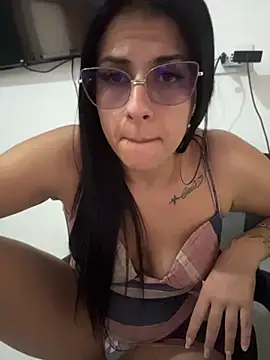 jheicylli online show from 27, 7, 2026