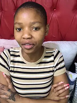 BondiBitch online show from 6, 10, 2025