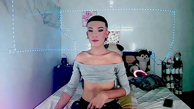 KimberlyXtreme online show from 10, 10, 2025