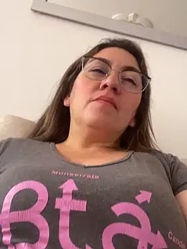 Luna-nevada online show from 18, 4, 2026