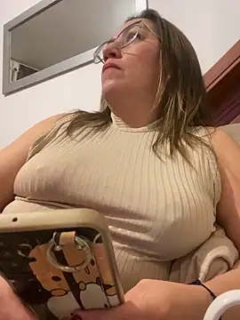 Luna-nevada online show from 26, 4, 2026