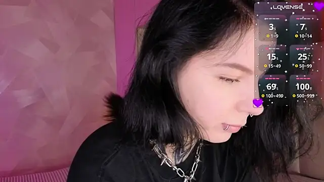 Snapshot of yourvodka chatting on 1, 6, 2026 yourvodka online show from 1, 6, 2026