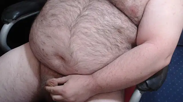 Snapshot of SmallBearUK chatting on 11, 9, 2025 SmallBearUK online show from 11, 9, 2025