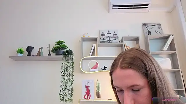 Kira mindnes online show from 16, 7, 2026