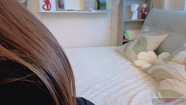 Kira mindnes online show from 18, 7, 2026