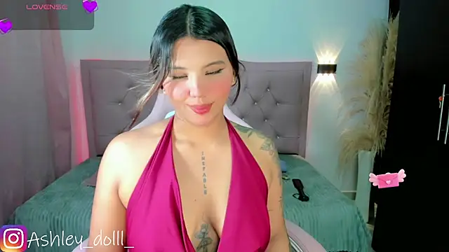Ashley dolll online show from 4, 4, 2026