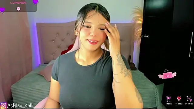 Ashley dolll online show from 24, 4, 2026
