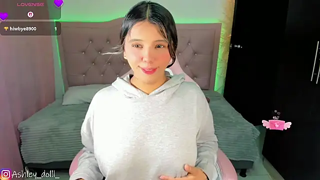 Ashley dolll online show from 2, 5, 2026