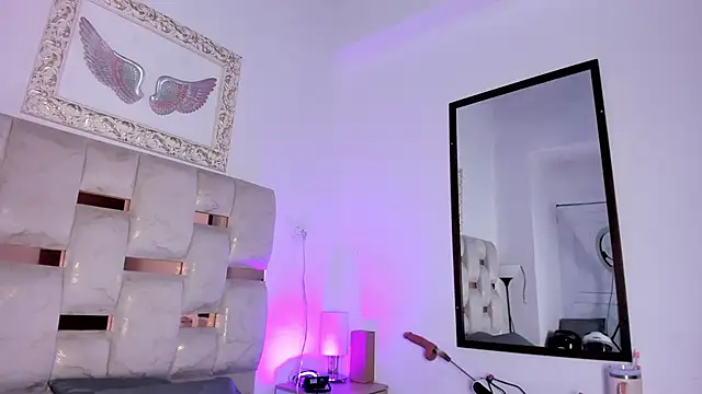 Lola Blondie online show from 5, 3, 2026