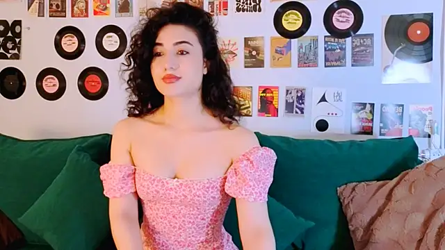 Maya Rogerss online show from 9, 6, 2026