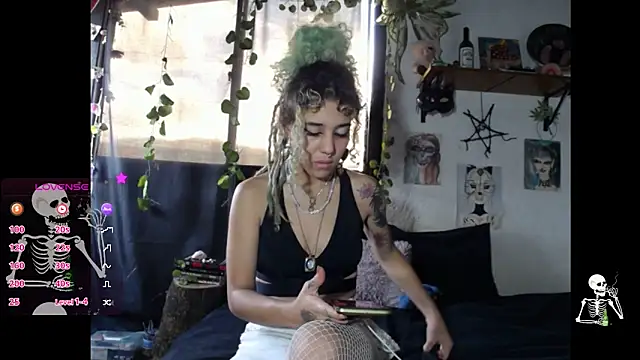 Snapshot of 420mussa chatting on 12, 11, 2025 420mussa online show from 12, 11, 2025