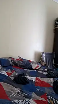 Snapshot of bakedsnackmmh chatting on 18, 1, 2026 bakedsnackmmh online show from 18, 1, 2026