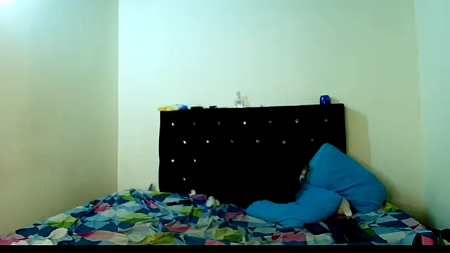 Snapshot of Kymberlyandlucas2 chatting on 11, 9, 2025 Kymberlyandlucas2 online show from 11, 9, 2025