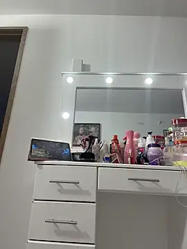 AlesiaCooper online show from 20, 3, 2026