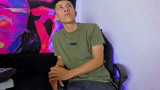 MAXXY CUTE online show from 13, 3, 2025