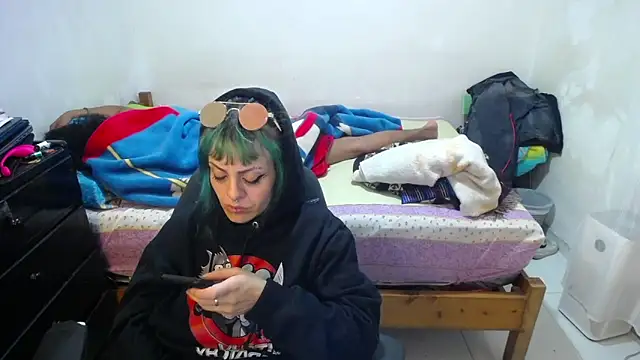 freyaa sorcerees online show from 11, 3, 2025