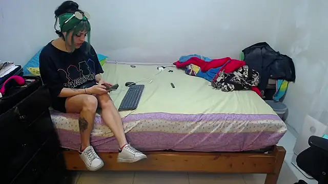 freyaa sorcerees online show from 11, 3, 2025