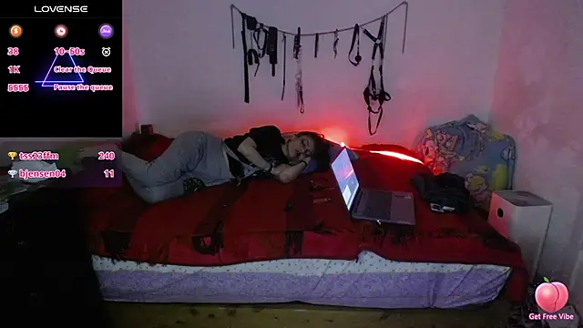 freyaa sorcerees online show from 20, 3, 2025