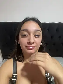 yourkitten222 online show from 8, 8, 2026