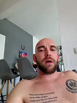 Smokeym123 online show from 10, 3, 2025