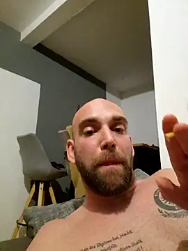 Smokeym123 online show from 14, 3, 2025