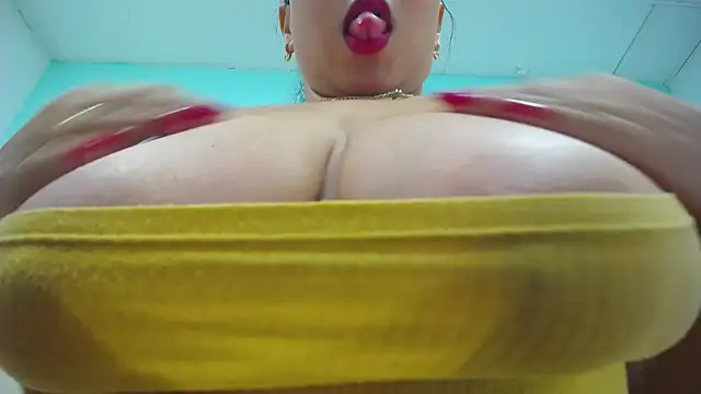 Snapshot of CristinaStarx chatting on 27, 5, 2026 CristinaStarx online show from 27, 5, 2026