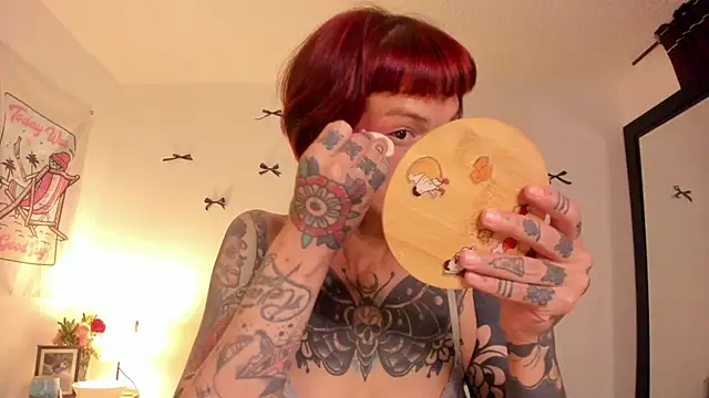 Alessamoth online show from 26, 4, 2026