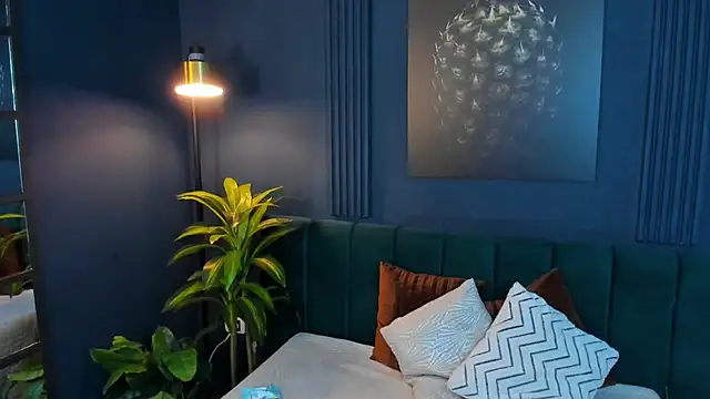 roxy hell online show from 19, 3, 2025