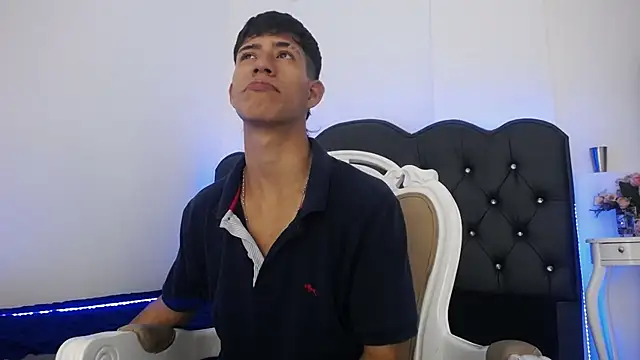 Snapshot of dareck_18 chatting on 13, 3, 2025 dareck 18 online show from 13, 3, 2025