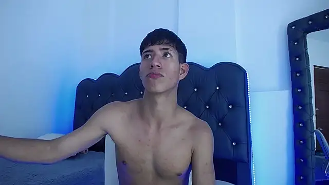 Snapshot of dareck_18 chatting on 20, 3, 2025 dareck 18 online show from 20, 3, 2025