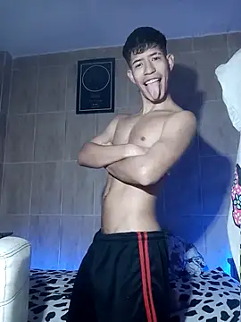 Snapshot of dareck_18 chatting on 6, 2, 2026 dareck 18 online show from 6, 2, 2026