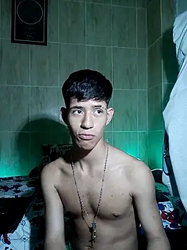 Snapshot of dareck_18 chatting on 24, 2, 2026 dareck 18 online show from 24, 2, 2026