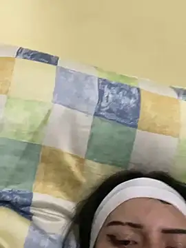 Snapshot of val_zx chatting on 19, 3, 2025 val zx online show from 19, 3, 2025