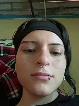 Snapshot of val_zx chatting on 20, 3, 2025 val zx online show from 20, 3, 2025