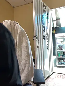 Snapshot of val_zx chatting on 19, 9, 2025 val zx online show from 19, 9, 2025