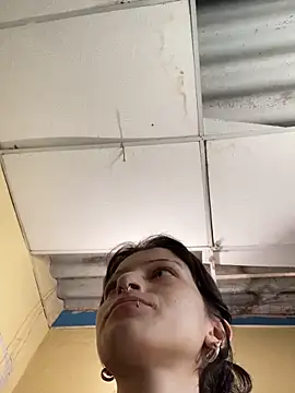 Snapshot of val_zx chatting on 21, 9, 2025 val zx online show from 21, 9, 2025