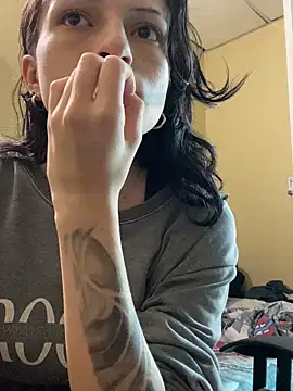 Snapshot of val_zx chatting on 9, 10, 2025 val zx online show from 9, 10, 2025